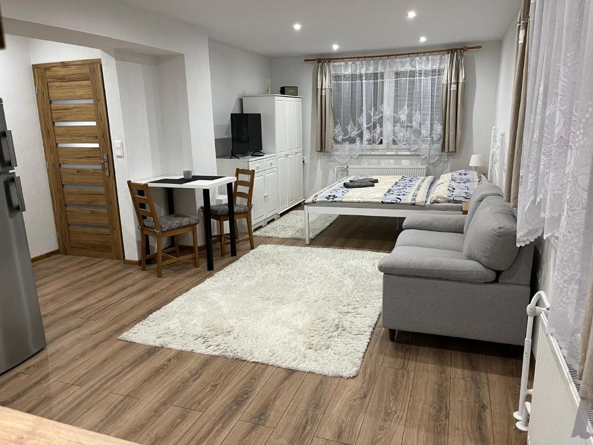 A&A Apartmany ลิฟตอฟสกีมิคูลาช ภายนอก รูปภาพ