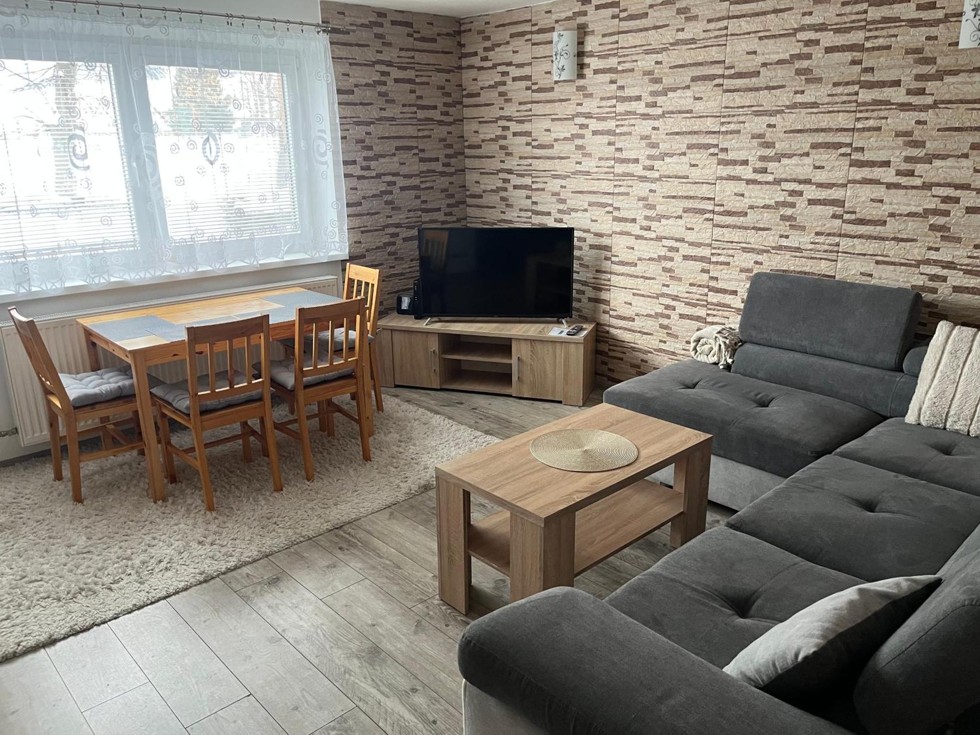 A&A Apartmany ลิฟตอฟสกีมิคูลาช ภายนอก รูปภาพ